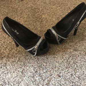 Black zipper High heels
